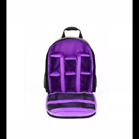 SOLD-Canon Eos M50 mirrorless digital camera - Picture 7 of 13